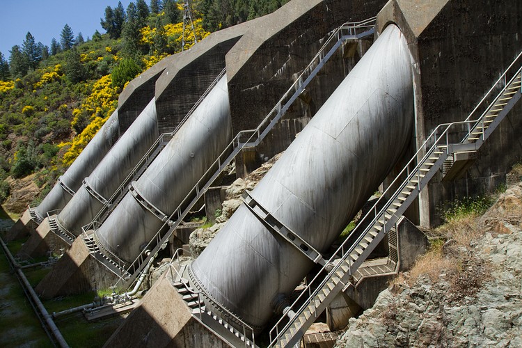 Shasta Dam penstocks