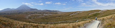 Mount Ngauruhoe and Old Tama Lakes Track panorama
