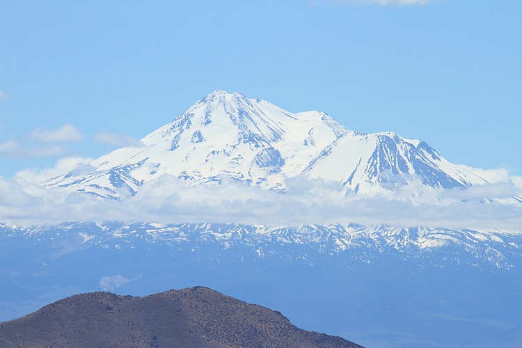 Mount Shasta from the Yreka vista point