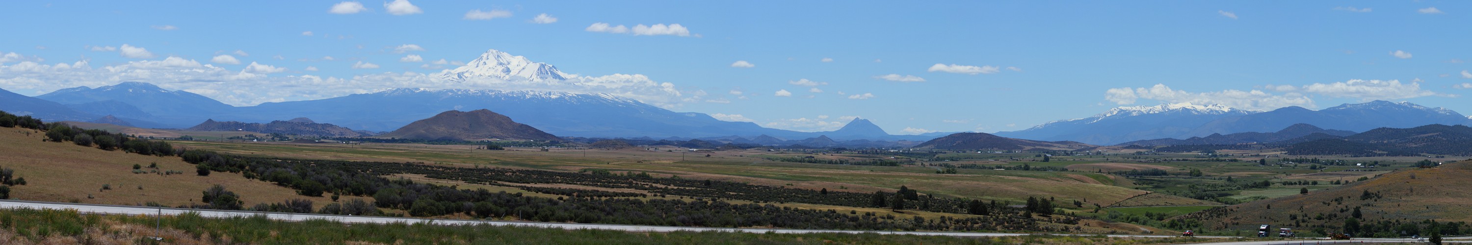 Mount Shasta panorama