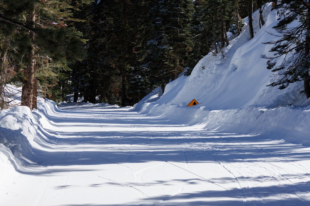 Glacier Point Road - packed, not plowed