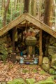Yonaki Jizo statue